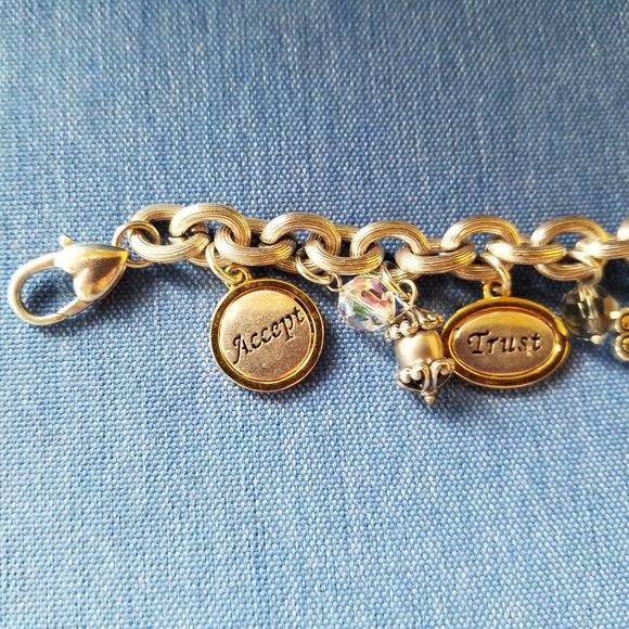 🩷Brighton Y2K Vintage Breast Cancer Encouragement Charm Bracelet - GPC🩷 - Picture 3 of 13